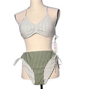 CUPSHE Women's 2 Piece Bikini Set Back Braided Straps Reversible Bottom New/Tags